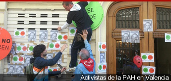 Activistas de la PAH en Valencia