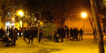 Manifestación frente la comisaría de Moratalaz