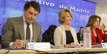 Ignacio González junto a Esperanza Aguirre y Ana Botella