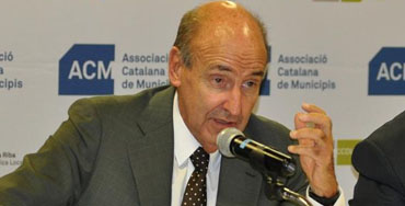 Miquel Roca, abogado