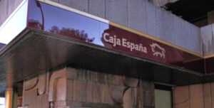 Sucursal de antigua Caja España, ahora Banco Ceiss