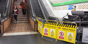 Avería en escaleras mecánicas del Metro de Madrid Foto: Raúl Fernández