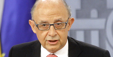 CristóbaL Montoro, ministro de Hacienda