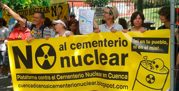 Concentación de la Plataforma contra el cementerio nuclear en Cuenca