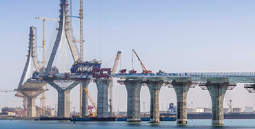 Construcción del Puente de la Constitución de 1812 en Cádiz