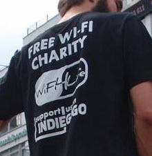 Camiseta wi-fi charity