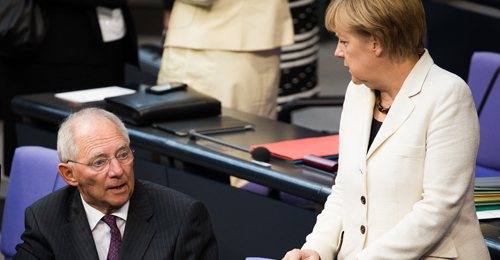 Wolfgang Schäuble junto a Angela Merkel