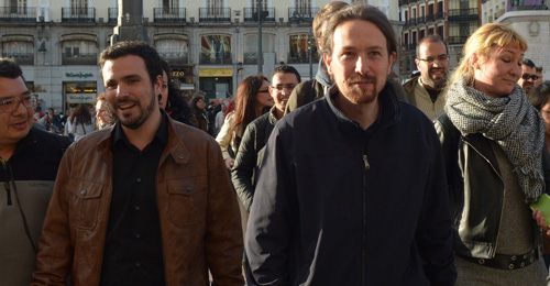 Alberto Garzón junto a Pablo Iglesias