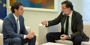 Mariano Rajoy, presidente del Gobierno en funciones y Albert Rivera, presidente de Ciudadanos