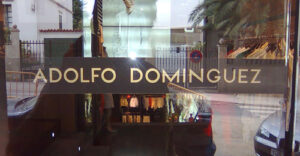 Adolfo Dom&iacute;nguez