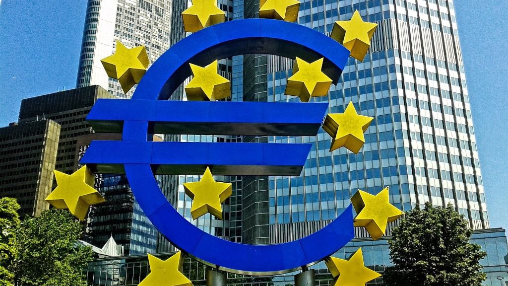 Serpiente pasajero Reciclar El BCE admite su déficit democrático… pero defiende su papel en la troika -  EL BOLETIN