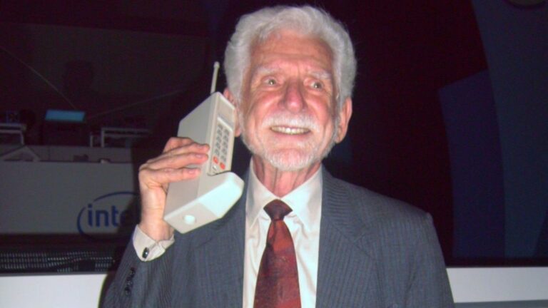 Doctor Martin Cooper, inventor del Motorola DynaTAC