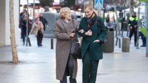 Manuela Carmena, alcaldesa de Madrid y Cristina Cifuentes, presidenta de la Comunidad de Madrid