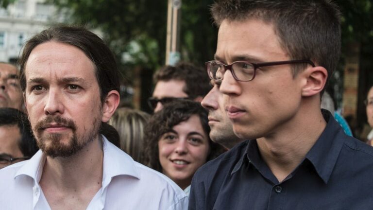 Pablo Iglesias, secretario general de Podemos e Íñigo Errejón