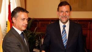 Mariano Rajoy, presidente del Gobierno con el lehendakari Íñigo Urkullu