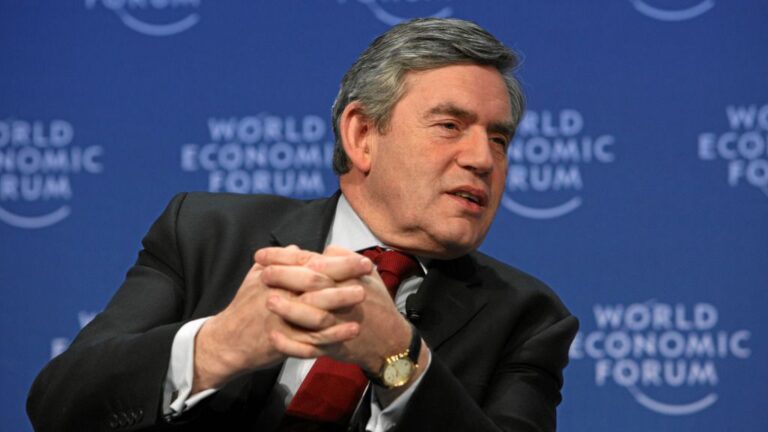 Gordon Brown, exprimer ministro británico