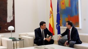 Mariano Rajoy, presidente del Gobierno con Pedro Sánchez, secretario general del PSOE