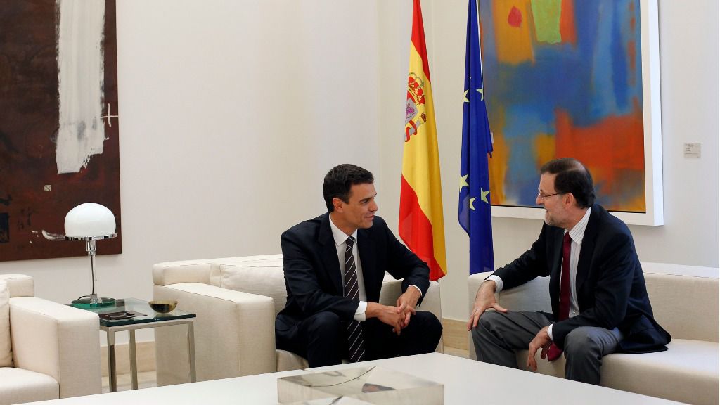 Mariano Rajoy, presidente del Gobierno con Pedro Sánchez, secretario general del PSOE