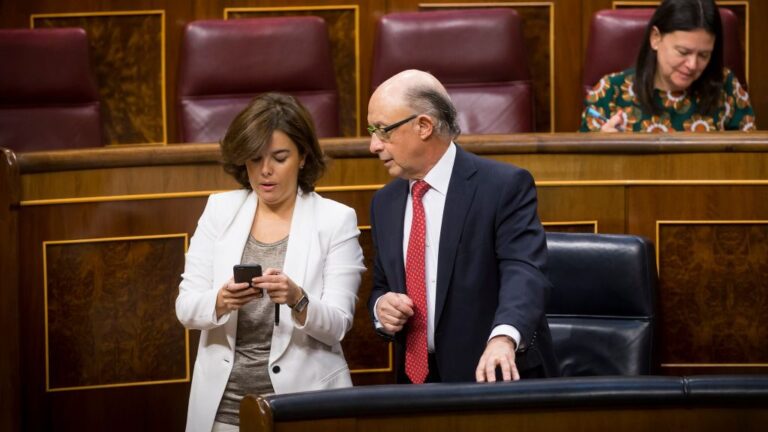 Cristobal Montoro y Soraya Sáenz de Santamaría