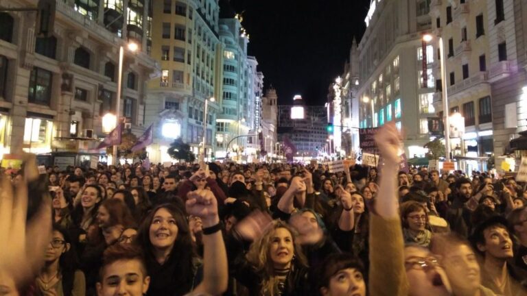 Manifestación contra la violencia sexual contra las mujeres