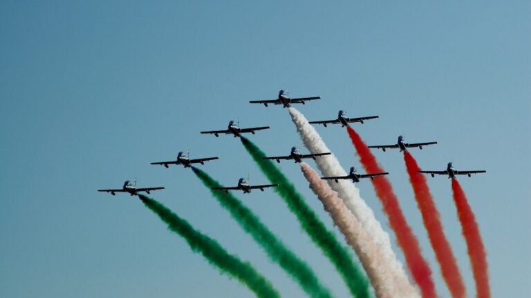 Aviones bandera Italia