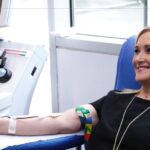 Cristina Cifuentes en el Centro de Transfusión de Sangre