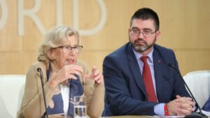 Manuela Carmena y Carlos Sánchez Mato.