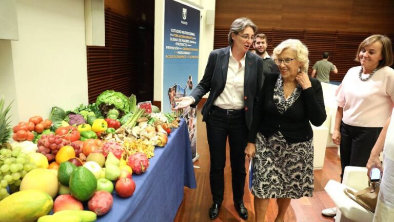 Carmena e Higueras en la presentación del estudio.