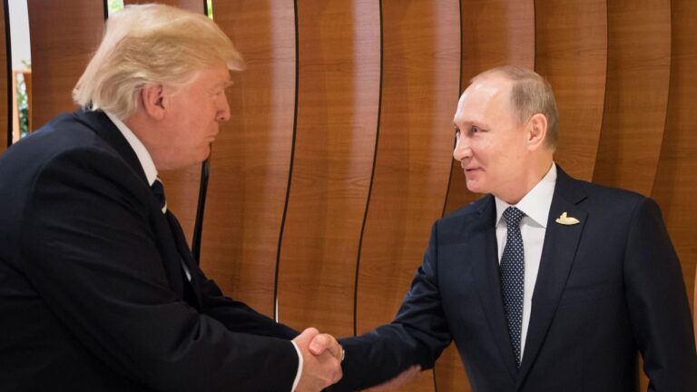 Donald Trump y Vladimir Putin en el G20