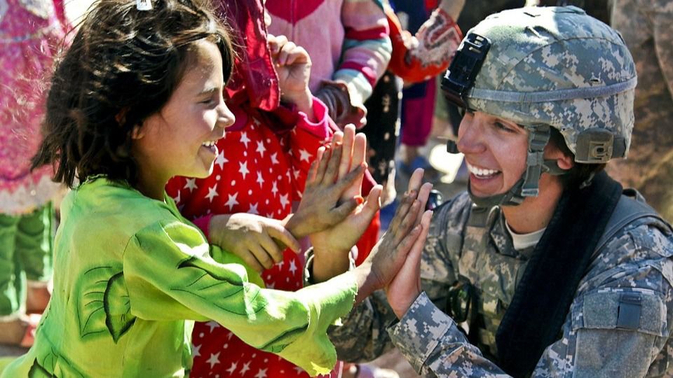 Mujer ejército