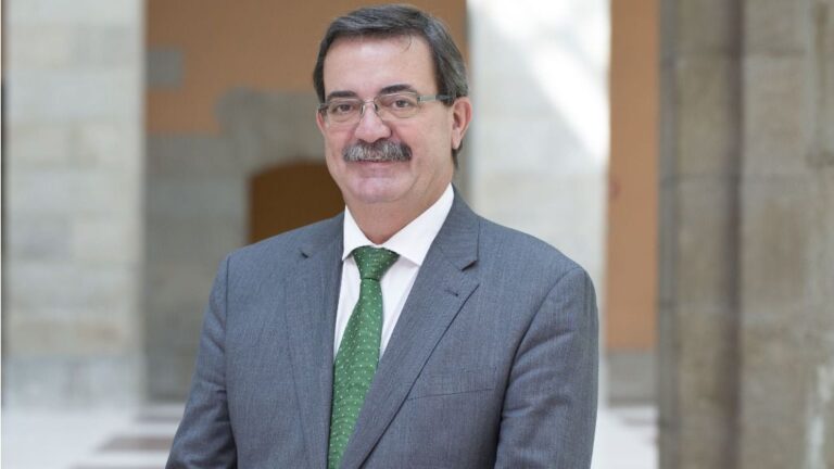 Manuel Molina, viceconsejero de Sanidad