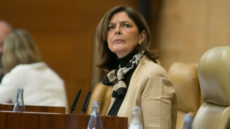 Paloma Adrados, presidenta de la Asamblea de Madrid y diputada del PP