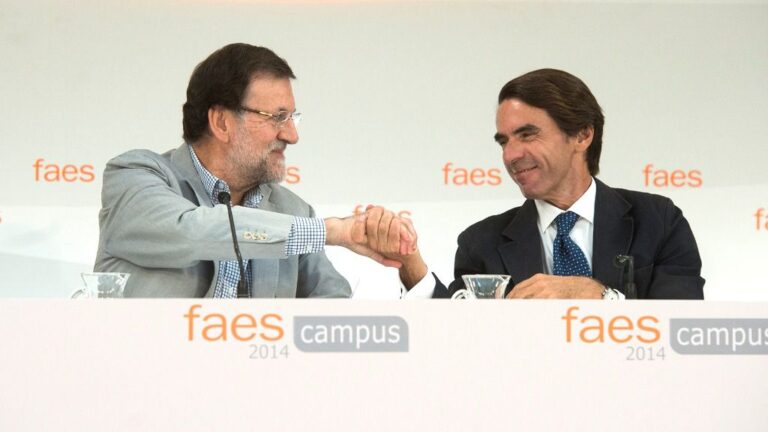 Mariano Rajoy y José María Aznar