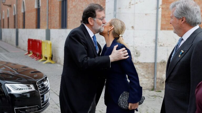 Mariano Rajoy y Cristina Cifuentes