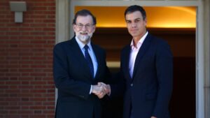 Mariano Rajoy y Pedro Sanchez en La Moncloa