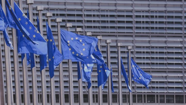 Banderas de la Union Europea