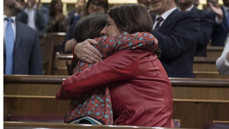 Margarita Robles y Adriana Lastra