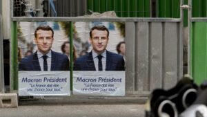 Cartel de Emmanuel Macron, presidente de Francia