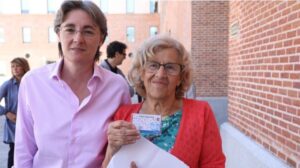 Manuela Carmena y Marta Higueras.