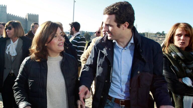 Soraya Sáenz de Santamaría junto a Pablo Casado