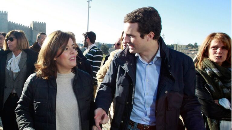 Soraya Sáenz de Santamaría junto a Pablo Casado