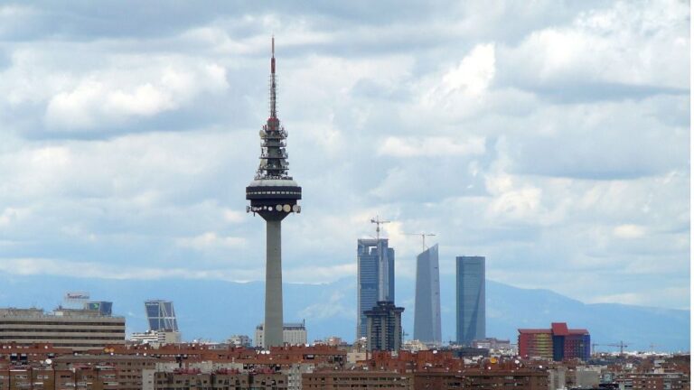 Torre Espana pirulí tve tv rtve