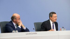 Mario Draghi y Luis de Guindos