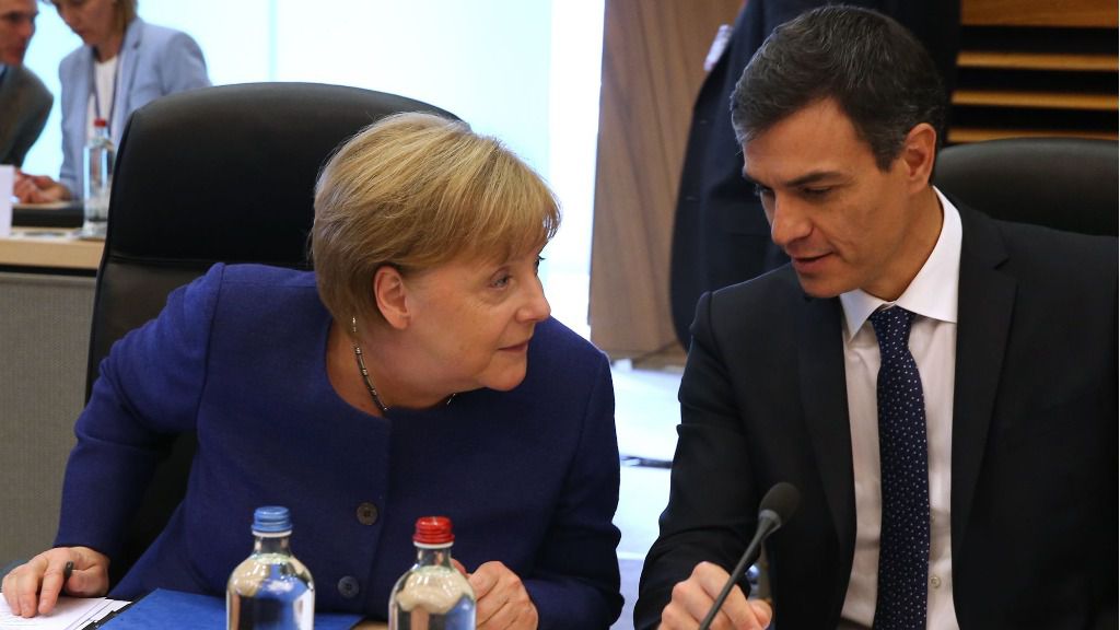 Pedro Sánchez y Angela Merkel.