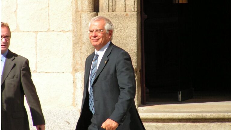 Josep Borrell, exministro de Obras Públicas