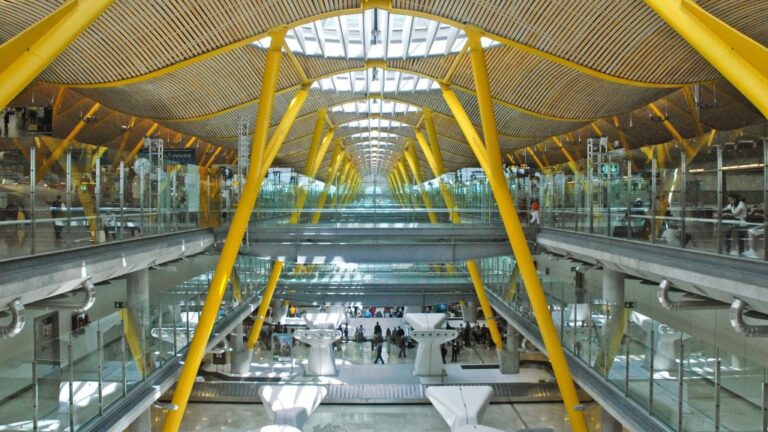 aeropuerto madrid barajas adolfo Suarez
