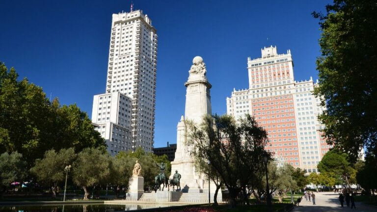 Plaza Espana edificio espana madrid