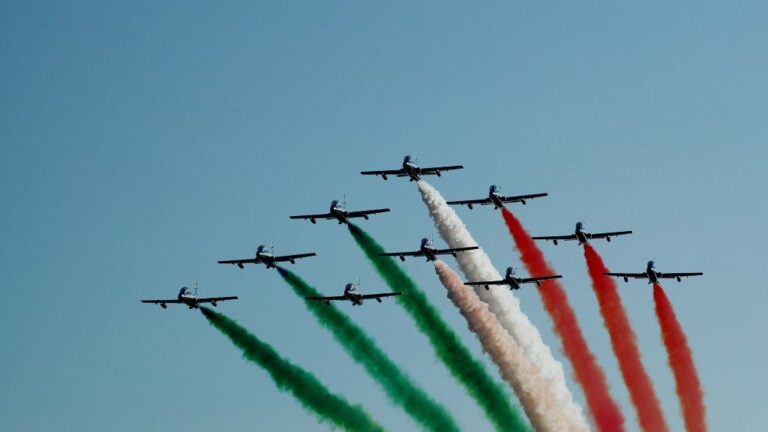 Aviones bandera Italia