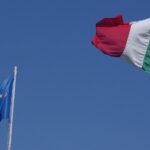 Banderas de Italia y la Unión Europea