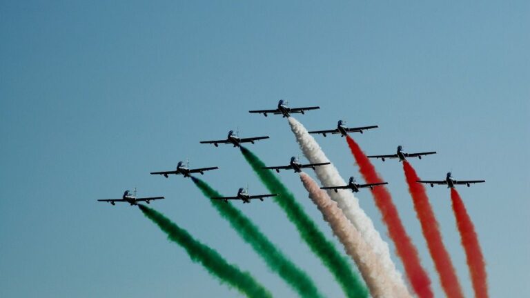 Aviones bandera Italia